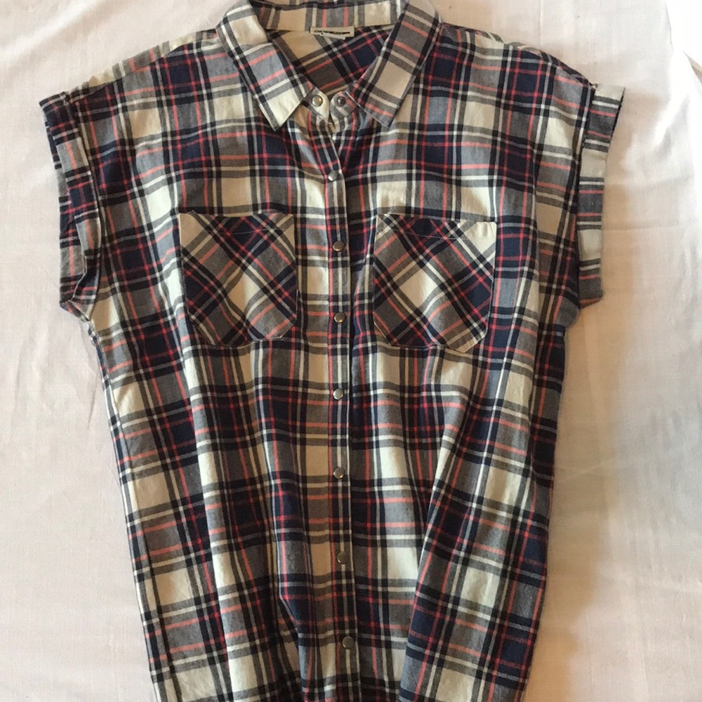 Button front short sleeve blouse